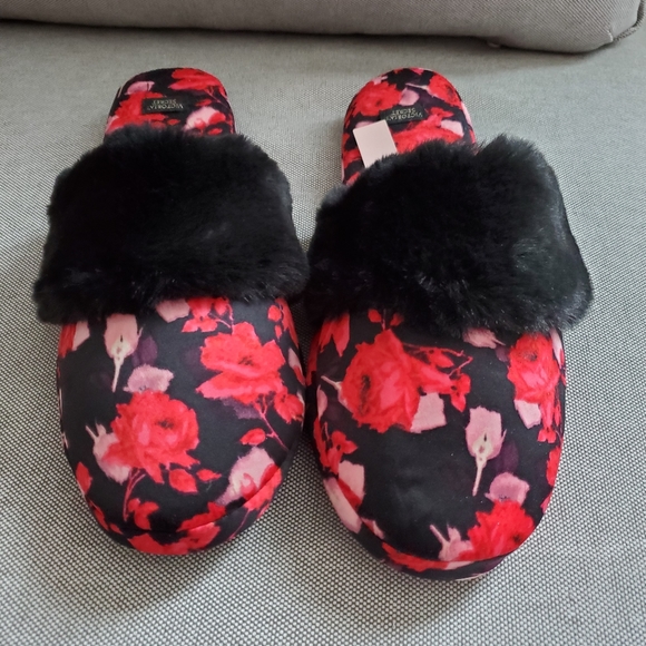 SOLD - VS Satin Slippers Black Rose with Faux Fur (NWT) - Picture 1 of 5